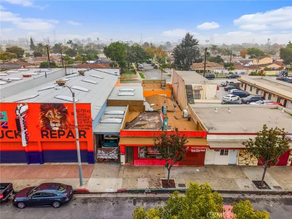 $1,000,000 | 10240 Atlantic Avenue, South Gate, CA 90280