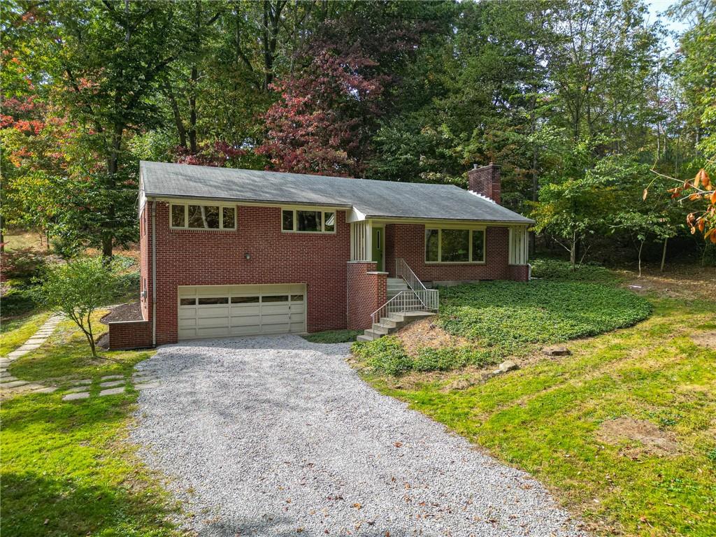 2299 Clearvue Road Pittsburgh, PA 15237 - Photo 1 of 38 Gallery Image 1