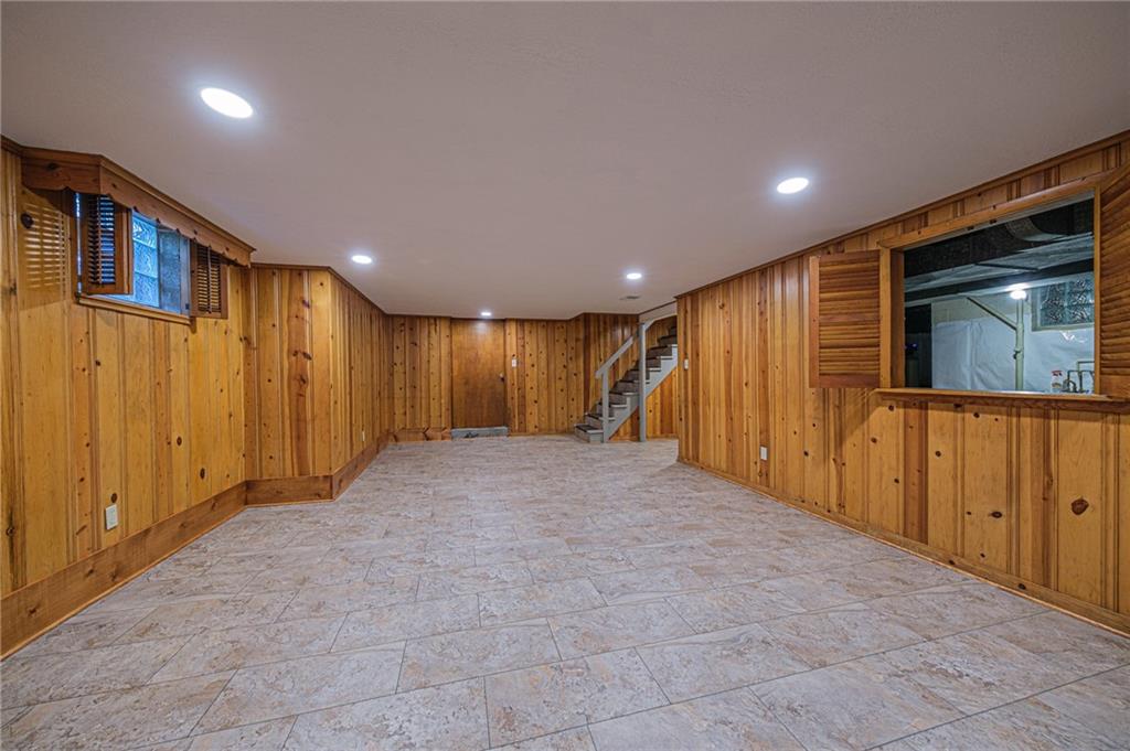 2299 Clearvue Road Pittsburgh, PA 15237 - Photo 36 of 38 Gallery Image 36
