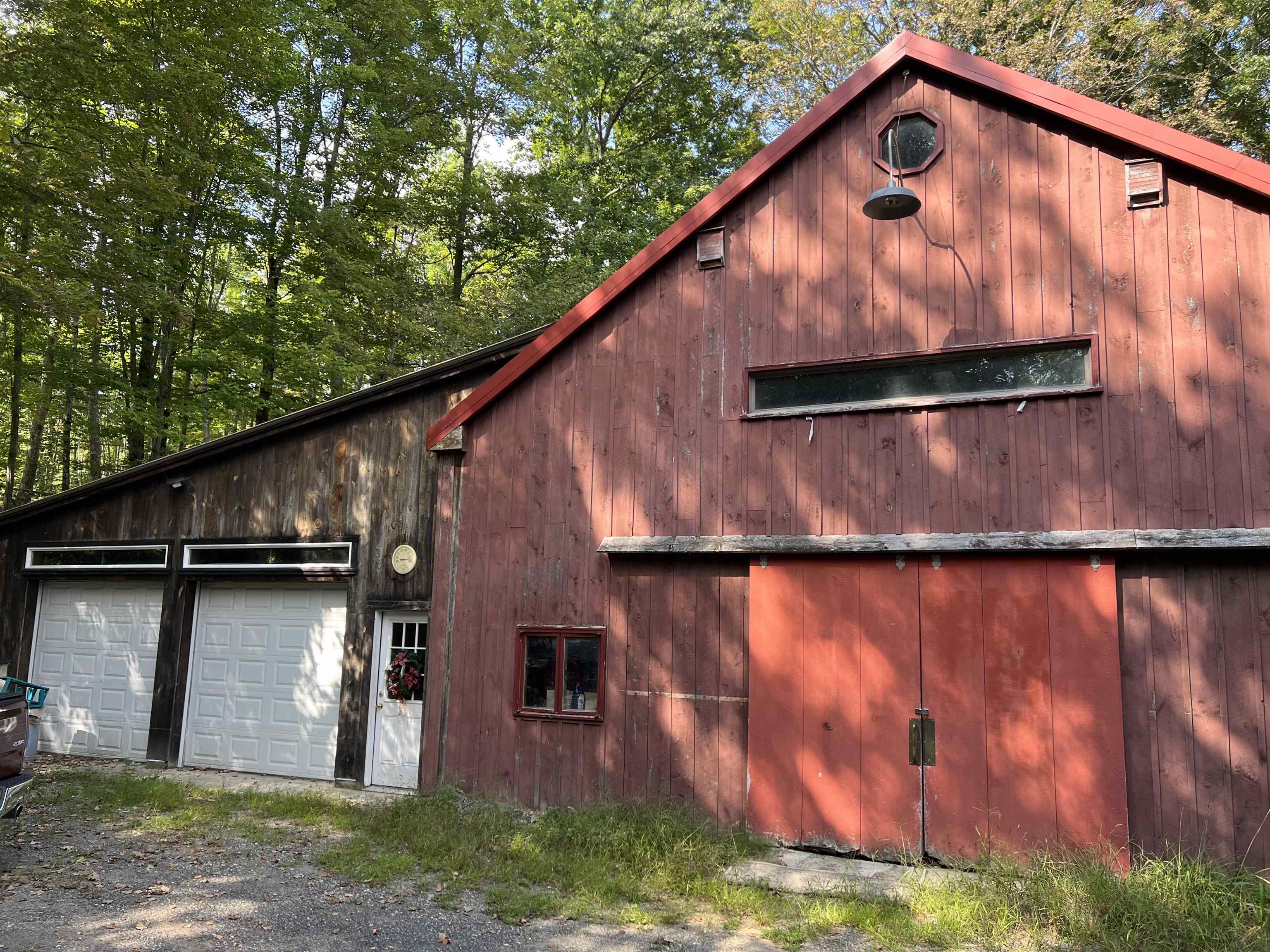 9 Oldham Road Raymond, NH 03077 - Photo 3 of 5