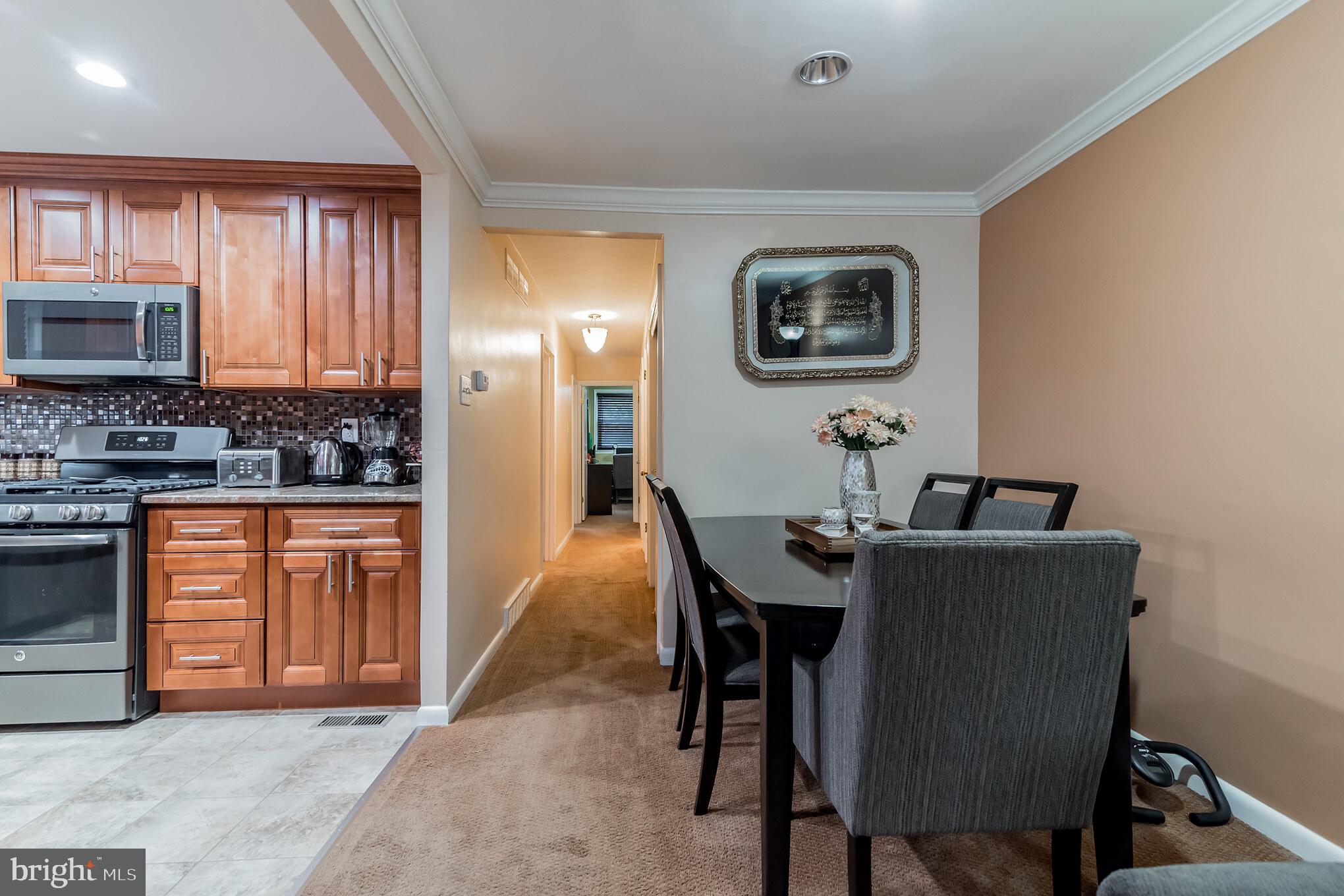 625 Colebrook Road Philadelphia, PA 19115 - Photo 14 of 30 Gallery Image 14