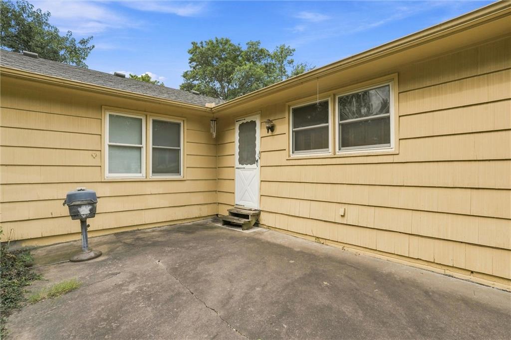1314 Duck Road Grandview, MO 64030 - Photo 27 of 30 Gallery Image 27