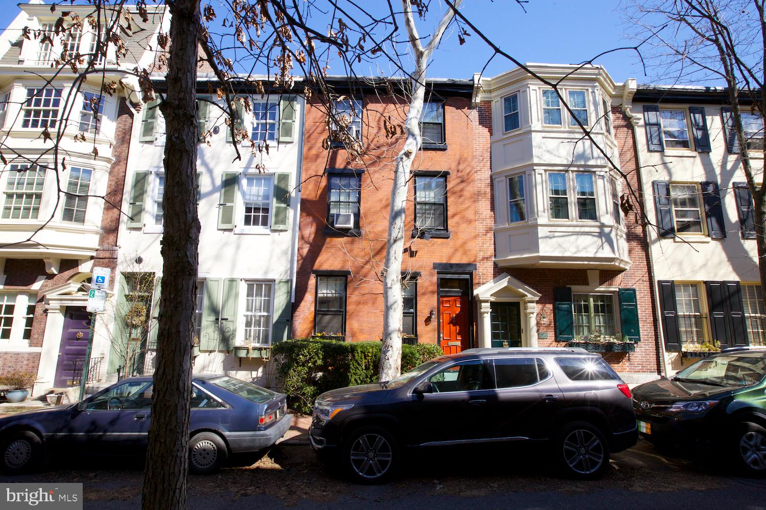 2213 Rittenhouse Square Philadelphia, PA 19103 - Photo 2 of 32 Gallery Image 2