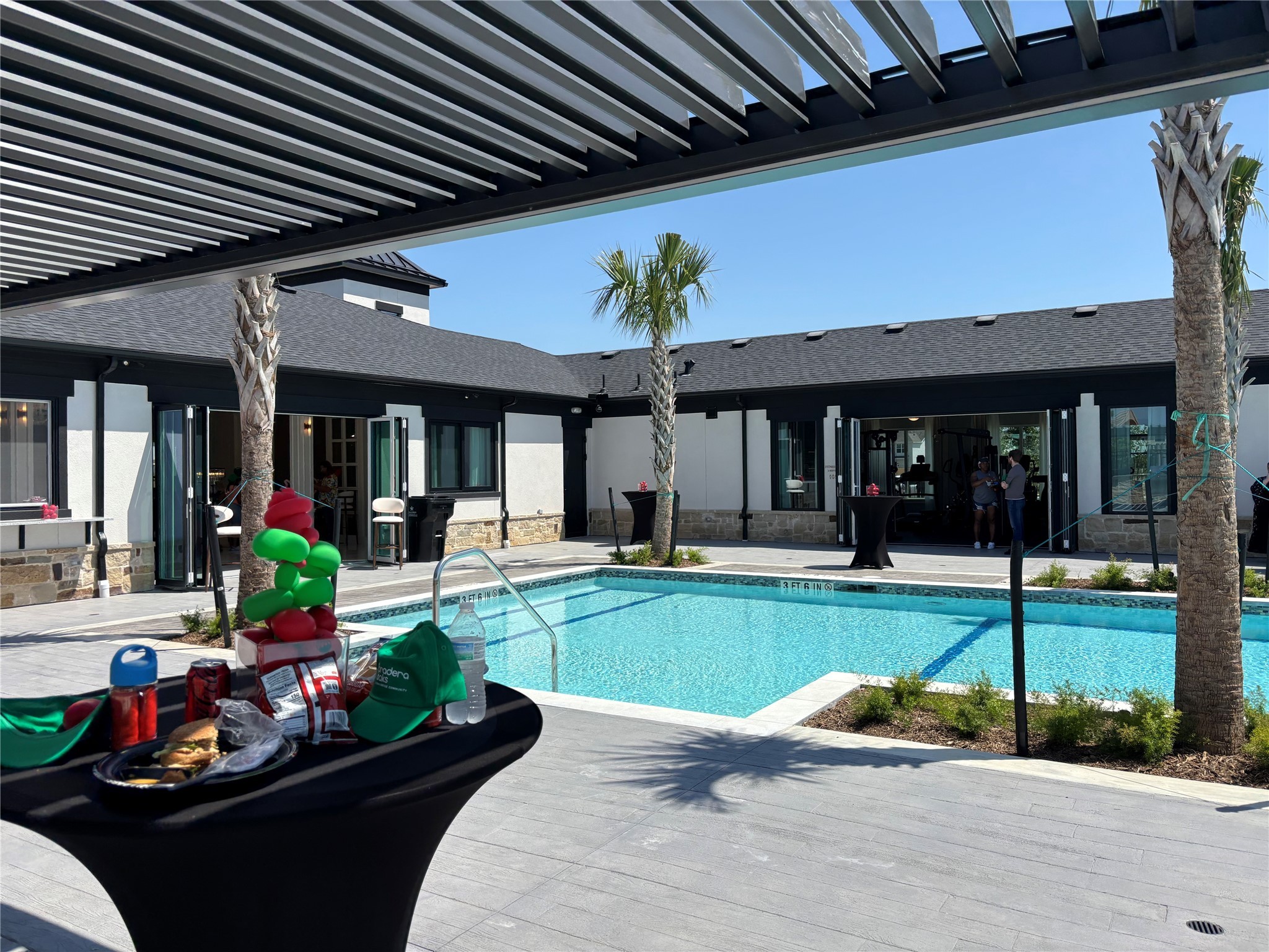 19422 Sparrow Trail Rosharon, TX 77583 - Photo 20 of 24 a view of a living room with furniture and floor to ceiling window