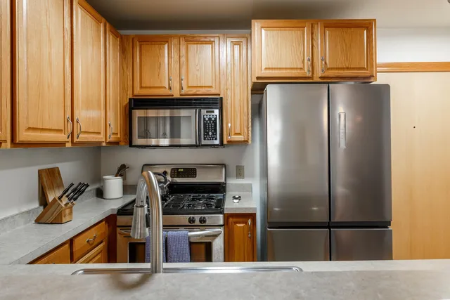 $350,000 | 360 West Washington Avenue, Unit 614, Madison, WI 53703