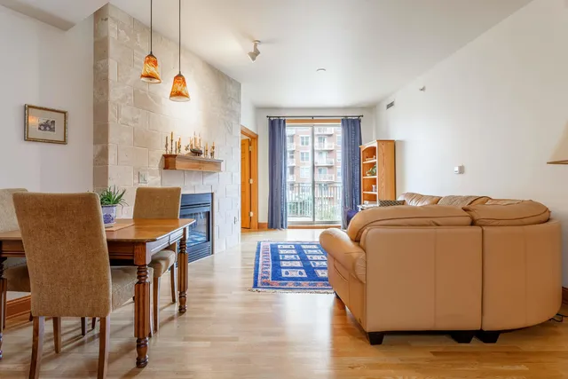 $350,000 | 360 West Washington Avenue, Unit 614, Madison, WI 53703