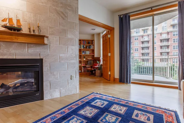 $350,000 | 360 West Washington Avenue, Unit 614, Madison, WI 53703