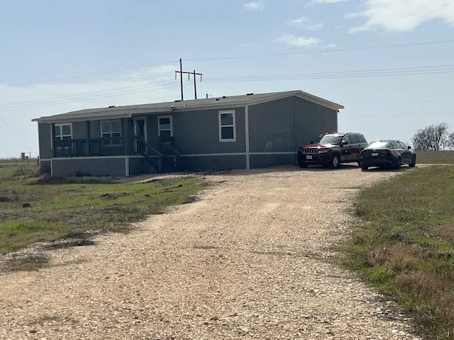 $1,700 | 3350 County Road 461, Elgin, TX 78621