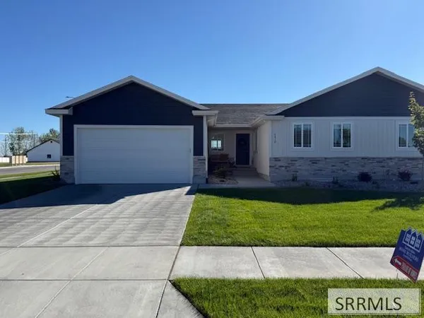 $440,000 | 6410 Ender Lane, Idaho Falls, ID 83401