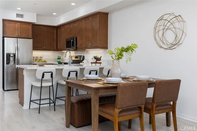 $768,000 | 337 North Fenimore Avenue, Azusa, CA 91702