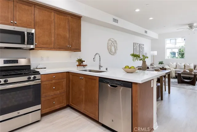 $768,000 | 337 North Fenimore Avenue, Azusa, CA 91702