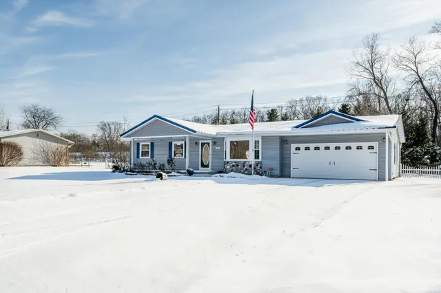 $280,000 | 1410 Oakdale Avenue, Niles, MI 49120