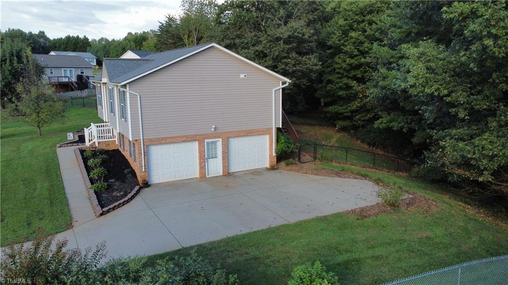 127 Stone Bridge Road Mount Airy, NC 27030 - Photo 3 of 50 Gallery Image 3