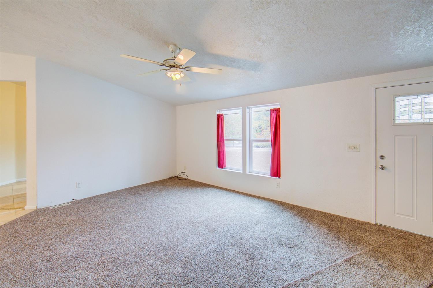 9463 Blackwell Road Central Point, OR 97502 - Photo 15 of 23 Additional Photo