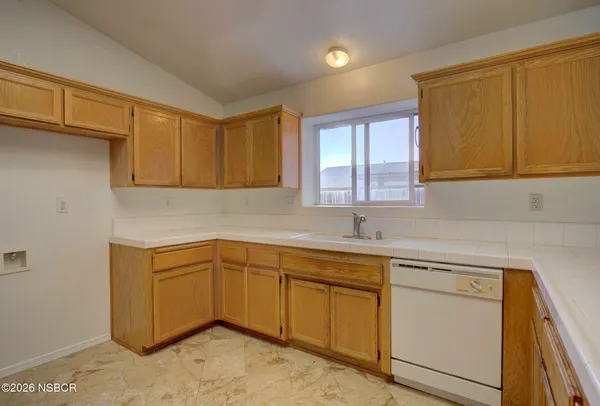 $799,900 | 716 Honey Grove Lane, Nipomo, CA 93444