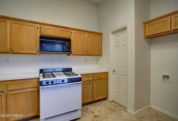 $799,900 | 716 Honey Grove Lane, Nipomo, CA 93444