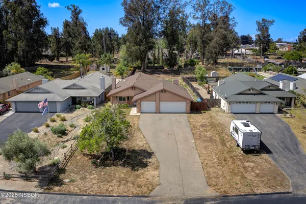 $799,900 | 716 Honey Grove Lane, Nipomo, CA 93444
