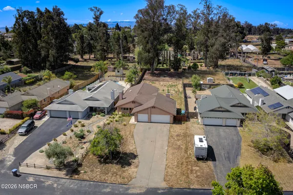 $799,900 | 716 Honey Grove Lane, Nipomo, CA 93444