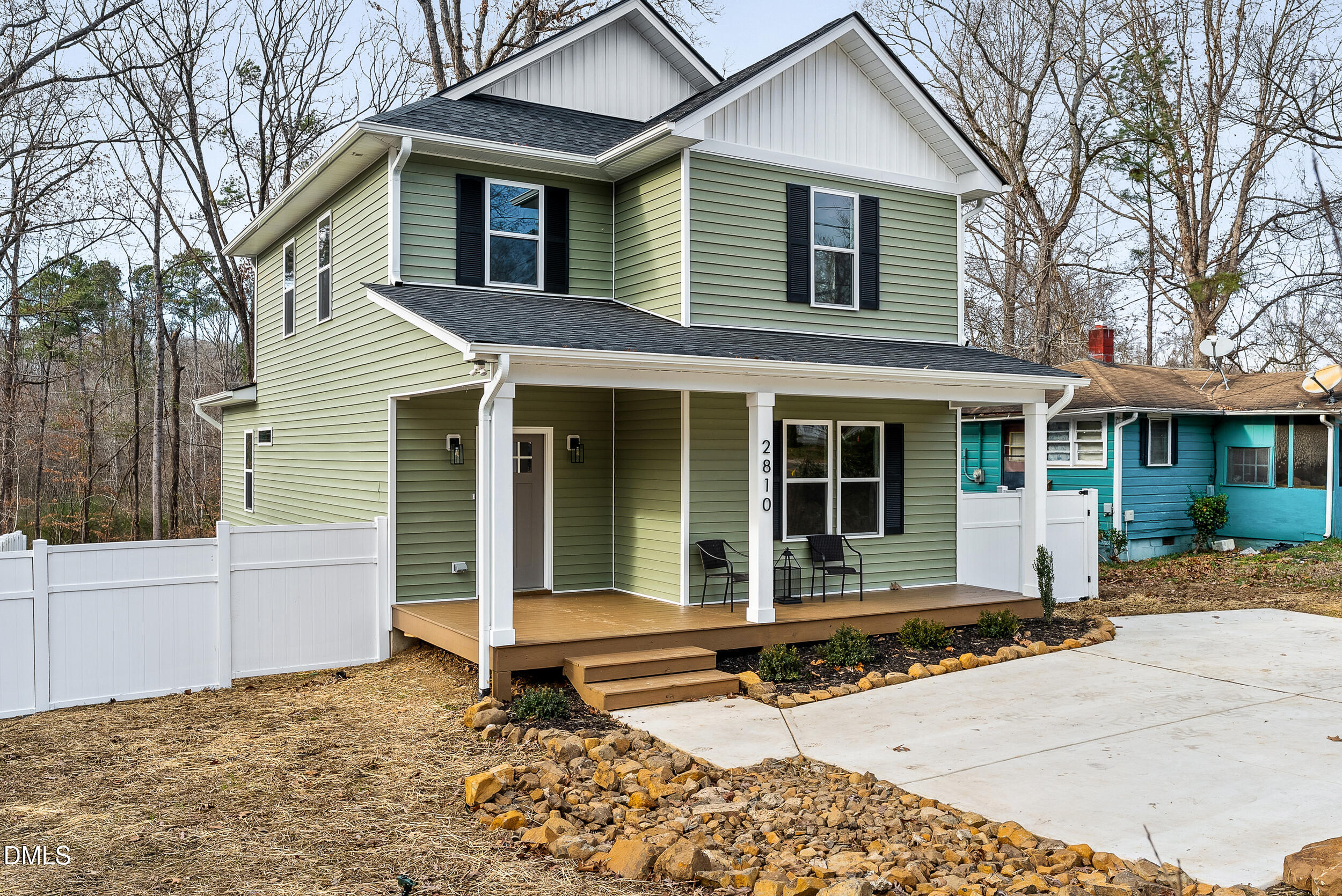 2810 Beechwood Drive Durham, NC 27707 - Photo 4 of 50 photos-04