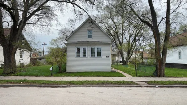 $130,000 | 10721 South Wentworth Avenue, Chicago, IL 60628