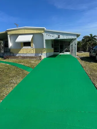 $172,500 | 7199 Southeast Redbird Circle, Hobe Sound, FL 33455