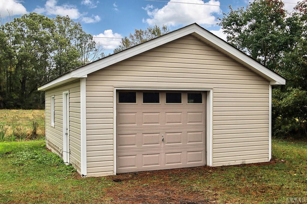 2121 Tulls Creek Road Currituck, NC 27929 - Photo 7 of 36 Gallery Image 7