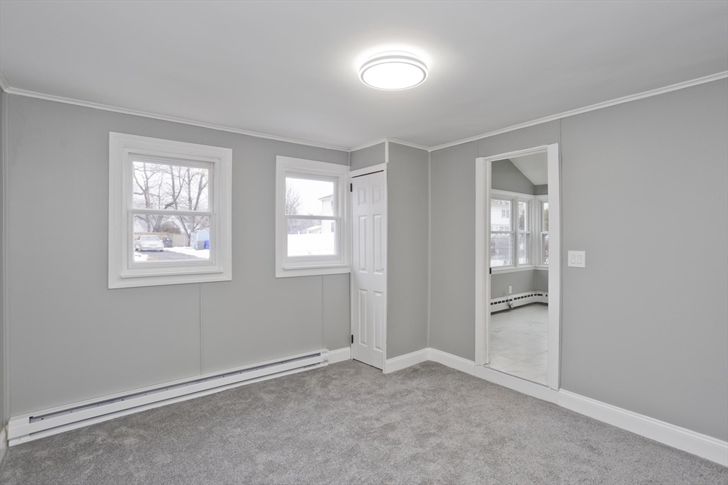 88 Price Street Springfield, MA 01104 - Photo 24 of 31