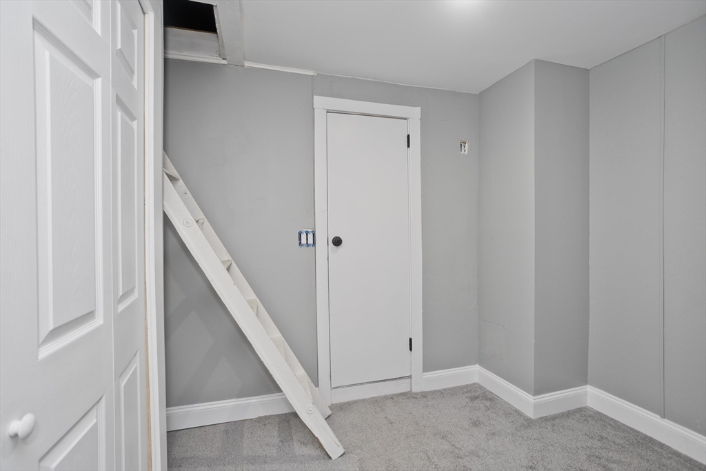 88 Price Street Springfield, MA 01104 - Photo 26 of 31