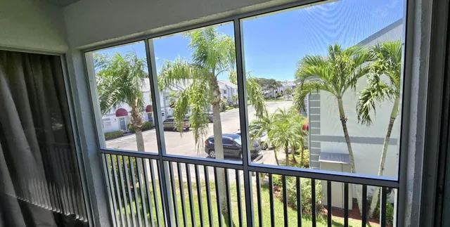 $337,000 | 615 Ocean Park Lane, Unit V240, Cape Canaveral, FL 32920