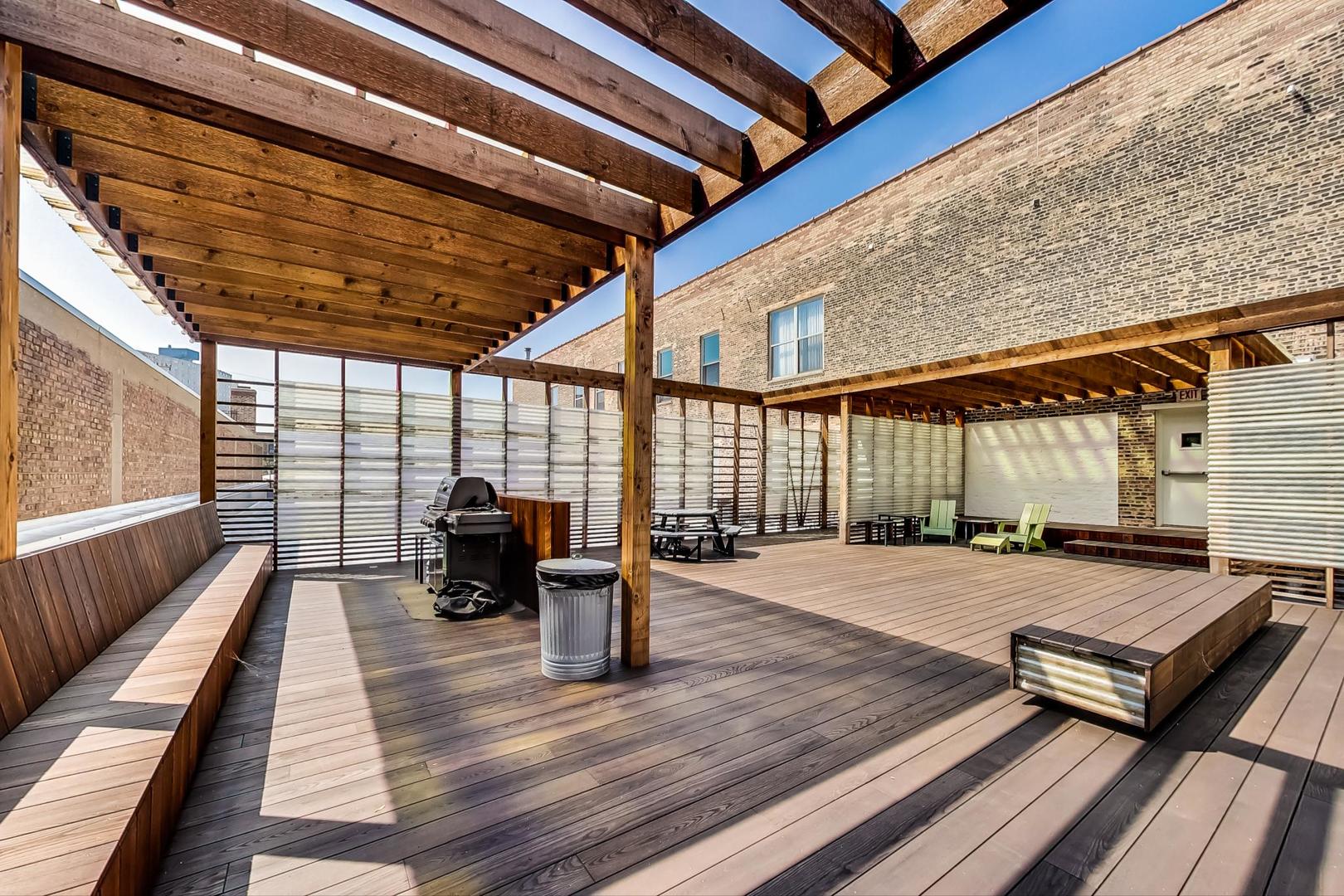 2000 South Michigan Avenue, Unit 107 Chicago, IL 60616 - Photo 30 of 30 a outdoor space with wooden benches