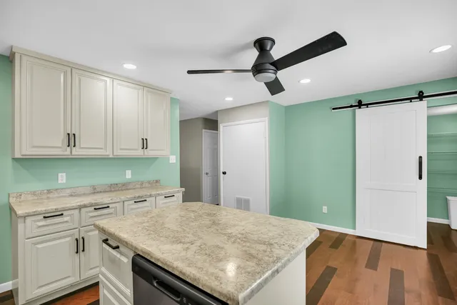 $234,000 | 240 West Pine Street, Paxton, IL 60957