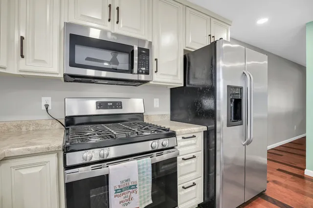 $234,000 | 240 West Pine Street, Paxton, IL 60957