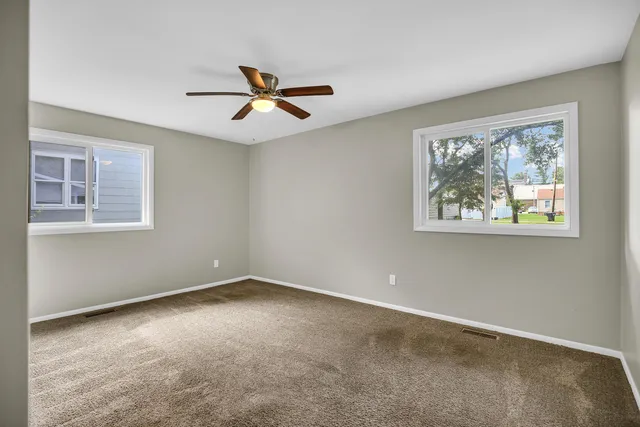 $234,000 | 240 West Pine Street, Paxton, IL 60957