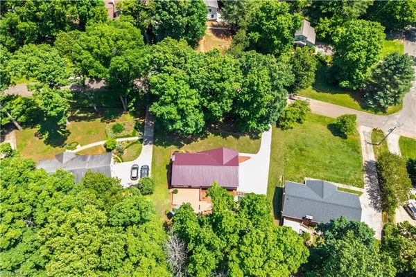 $408,000 | 1625 Eagle Crest Drive, Pfafftown, NC 27040