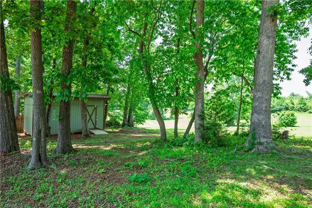 $408,000 | 1625 Eagle Crest Drive, Pfafftown, NC 27040