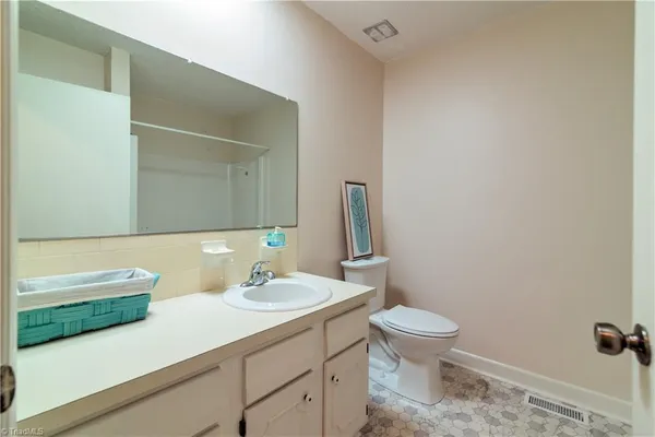 $408,000 | 1625 Eagle Crest Drive, Pfafftown, NC 27040