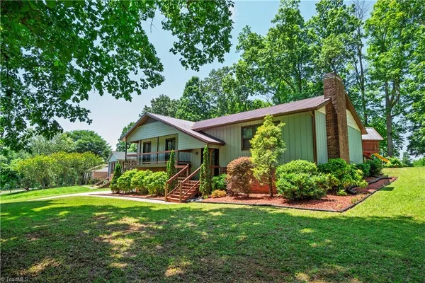 $408,000 | 1625 Eagle Crest Drive, Pfafftown, NC 27040