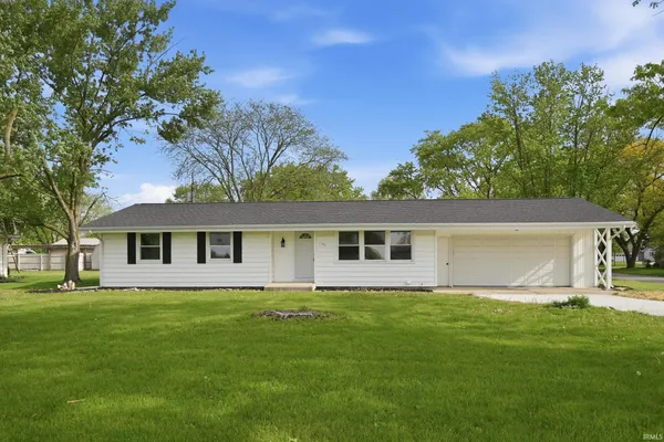 $319,900 | 1105 West Main Street, Berne, IN 46711