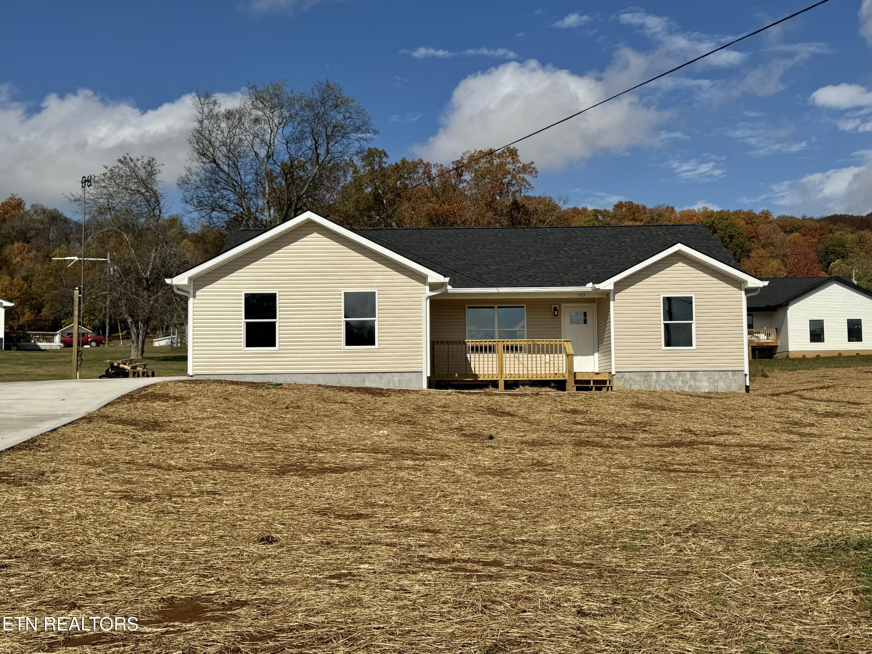 105 Anderson Road Sweetwater, TN 37874 - Photo 2 of 25 IMG_6177