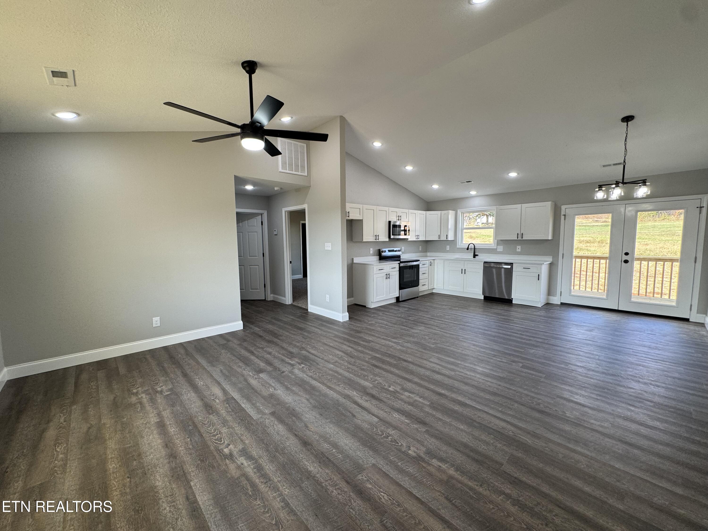 105 Anderson Road Sweetwater, TN 37874 - Photo 5 of 25 IMG_6258