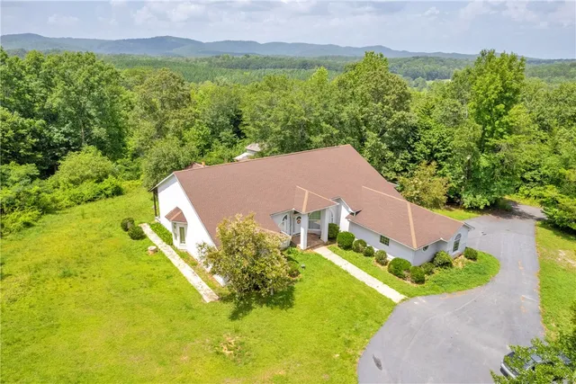 $579,900 | 545 Knollington Drive, Walhalla, SC 29691