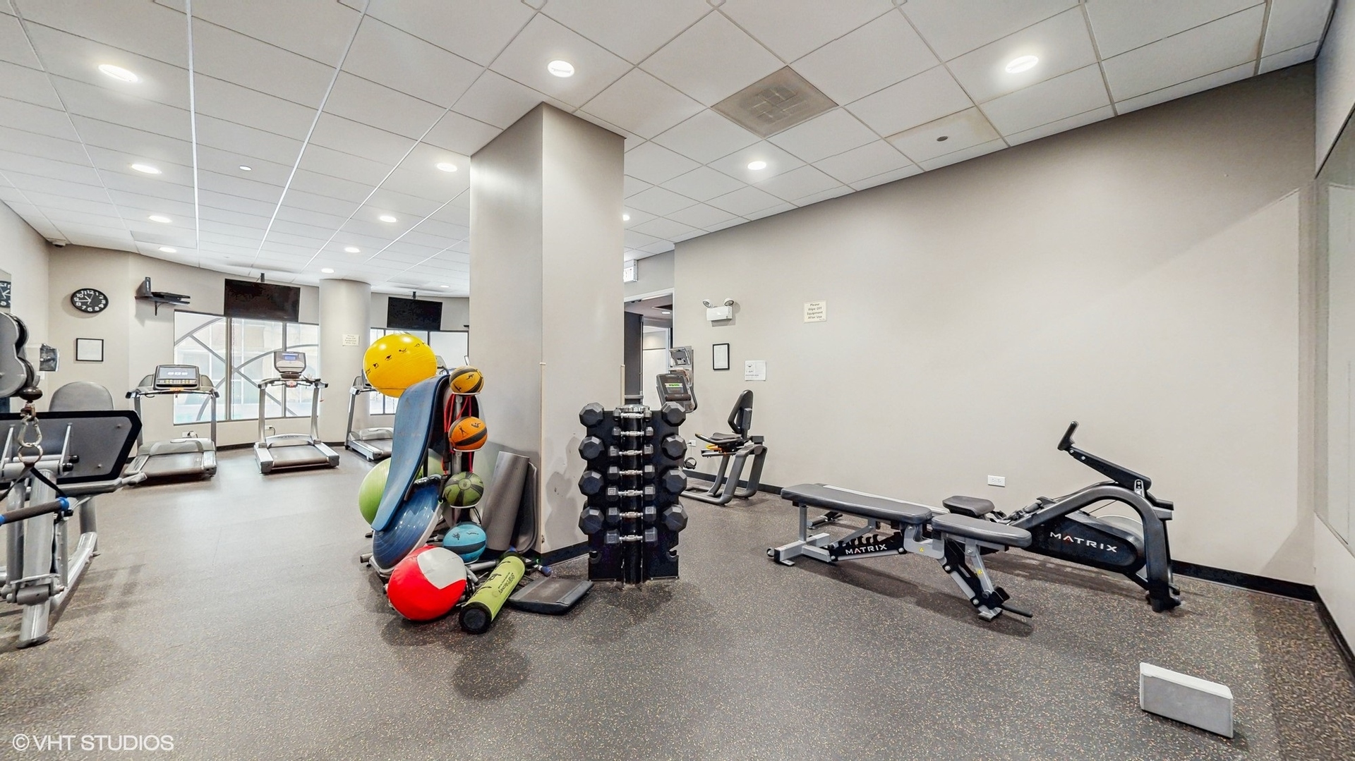 630 North State Street, Unit 2403 Chicago, IL 60654 - Photo 20 of 26