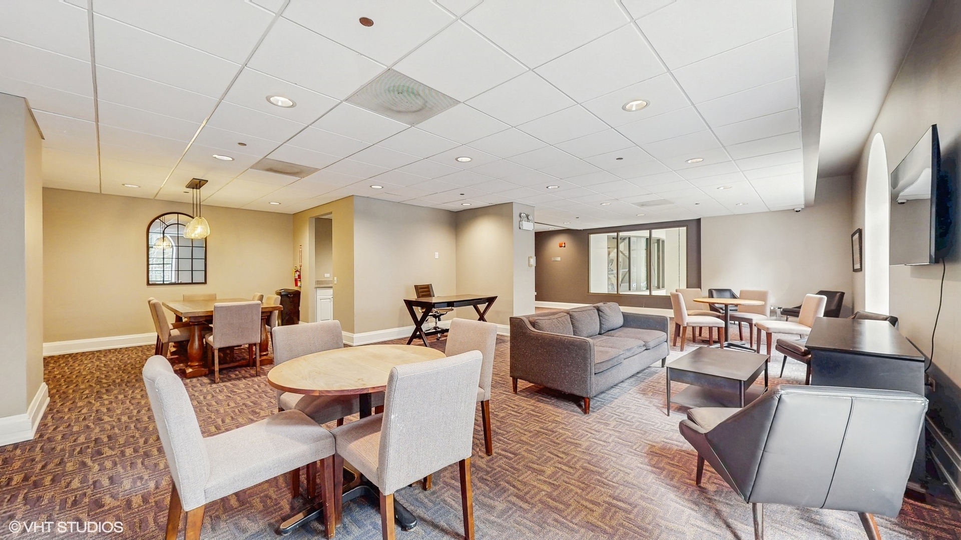 630 North State Street, Unit 2403 Chicago, IL 60654 - Photo 23 of 26