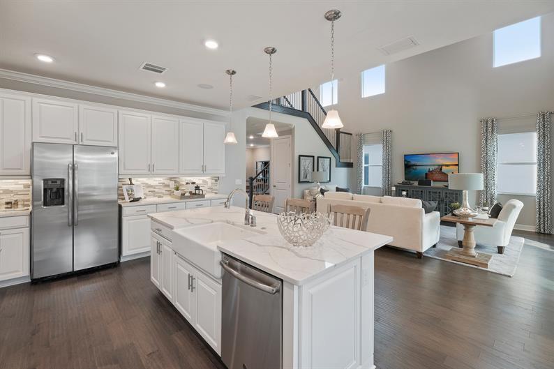 4852 Southwest Millbrook Lane Stuart, FL 34997 - Photo 13 of 37 Kitchen with Farmhouse sink