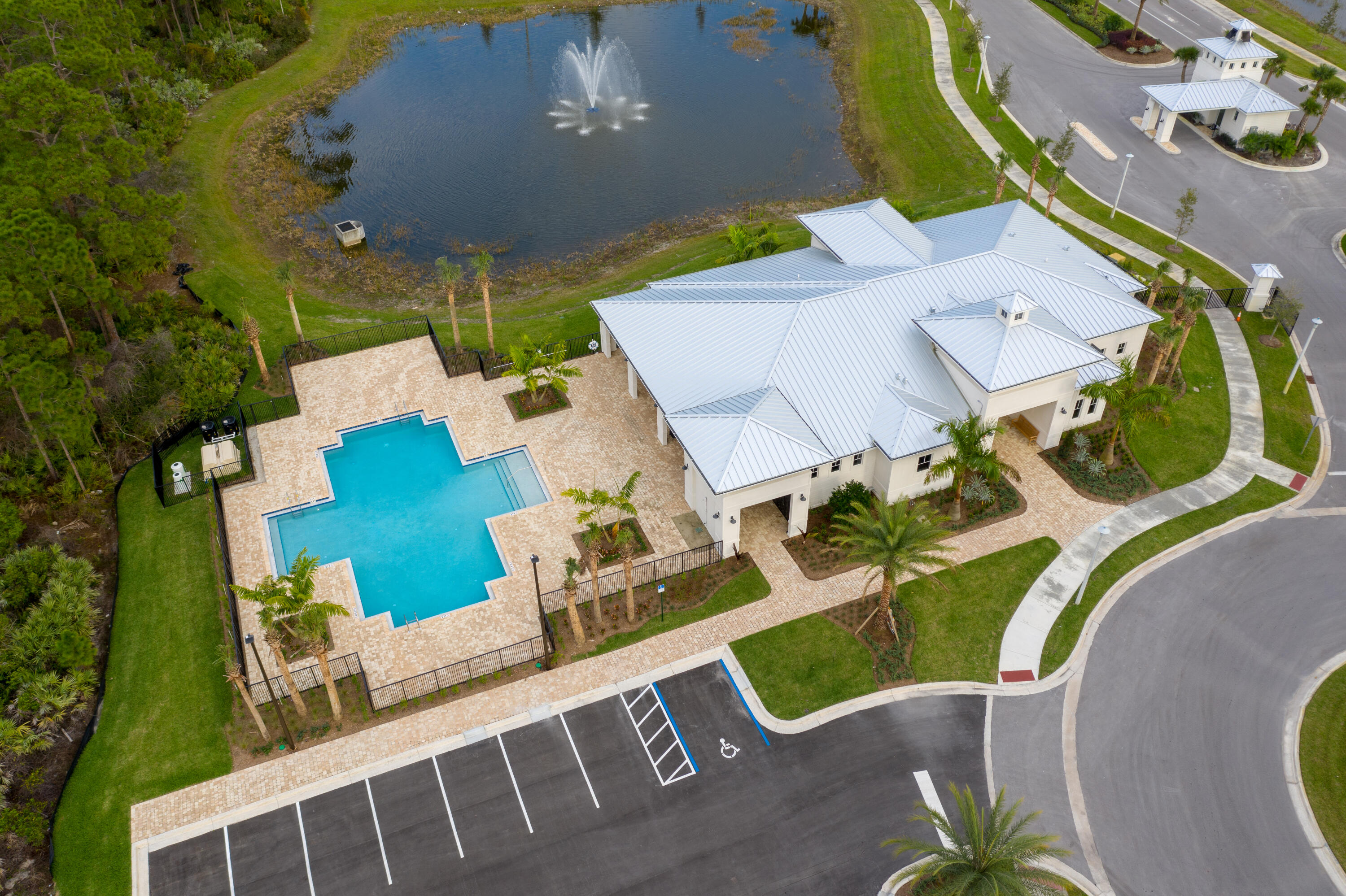 4852 Southwest Millbrook Lane Stuart, FL 34997 - Photo 31 of 37 Clubhouse and Entry