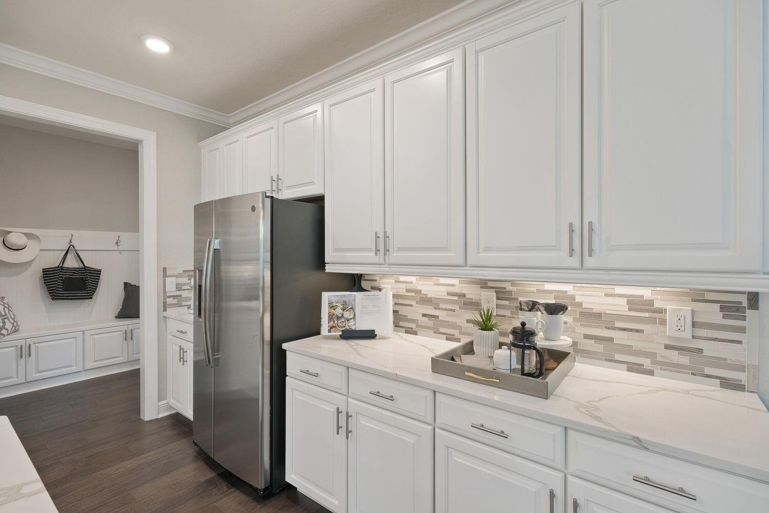 4852 Southwest Millbrook Lane Stuart, FL 34997 - Photo 7 of 37 Kitchen and Arrival Center