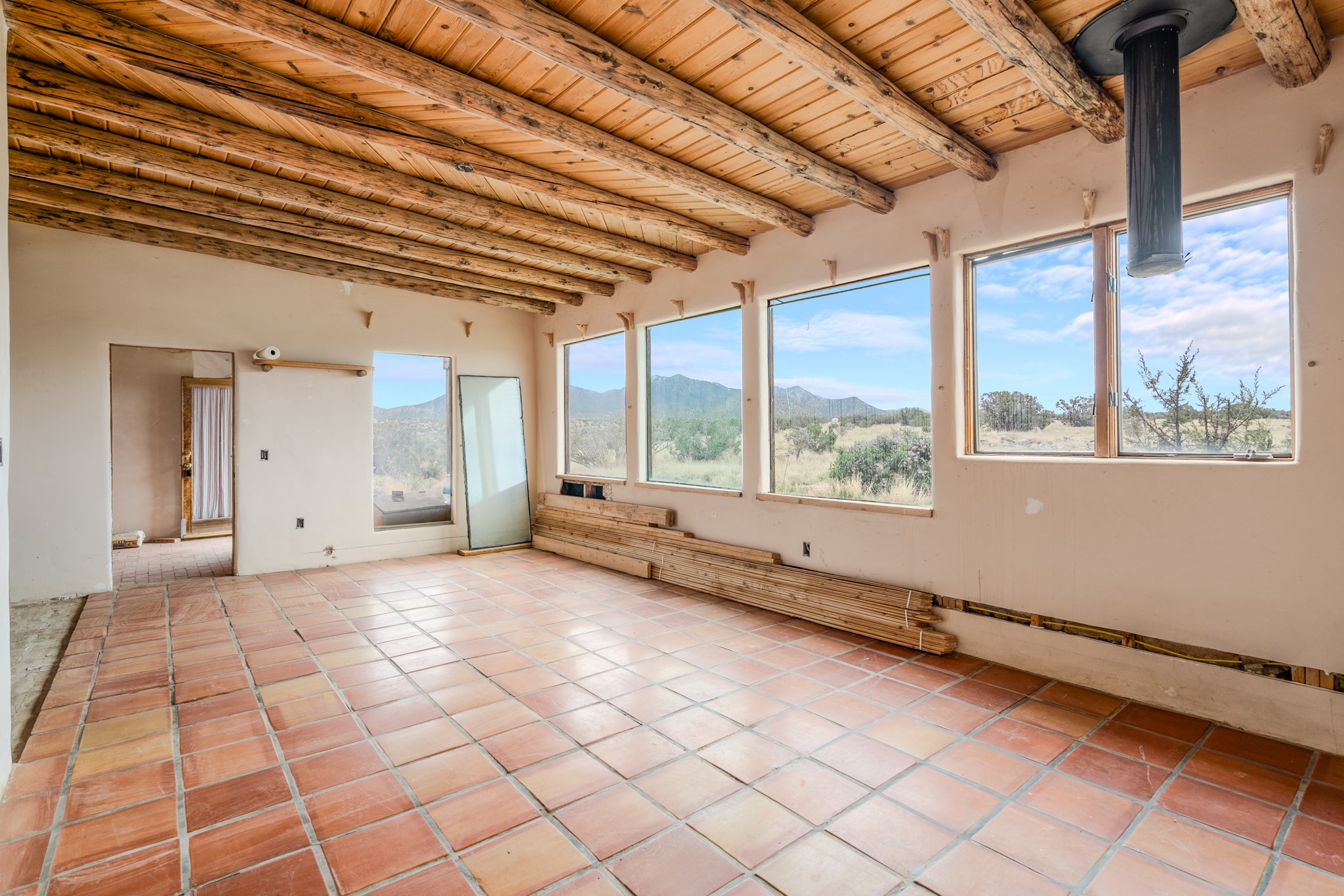 28 Cliff View Cerrillos, NM 87010 - Photo 11 of 33