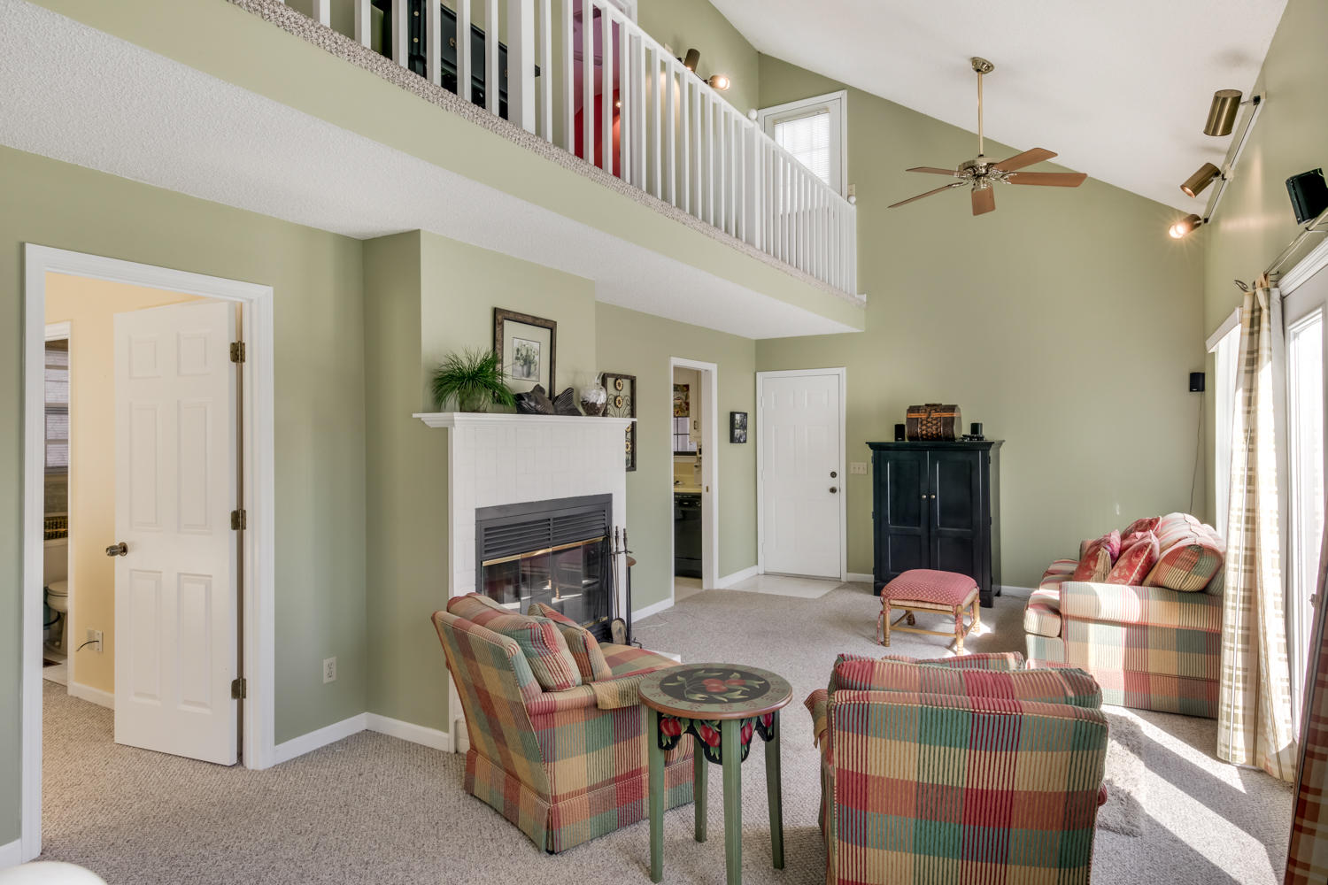 327 Lakehaven Circle Decatur, TN 37322 - Photo 8 of 26 327_Lakehaven_Cir_16