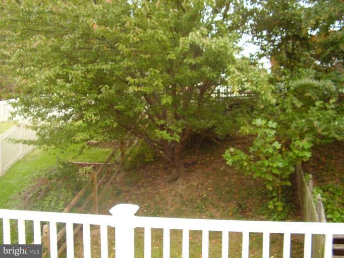 11 Powderock Place Nottingham, MD 21236 - Photo 2 of 2 Back yard