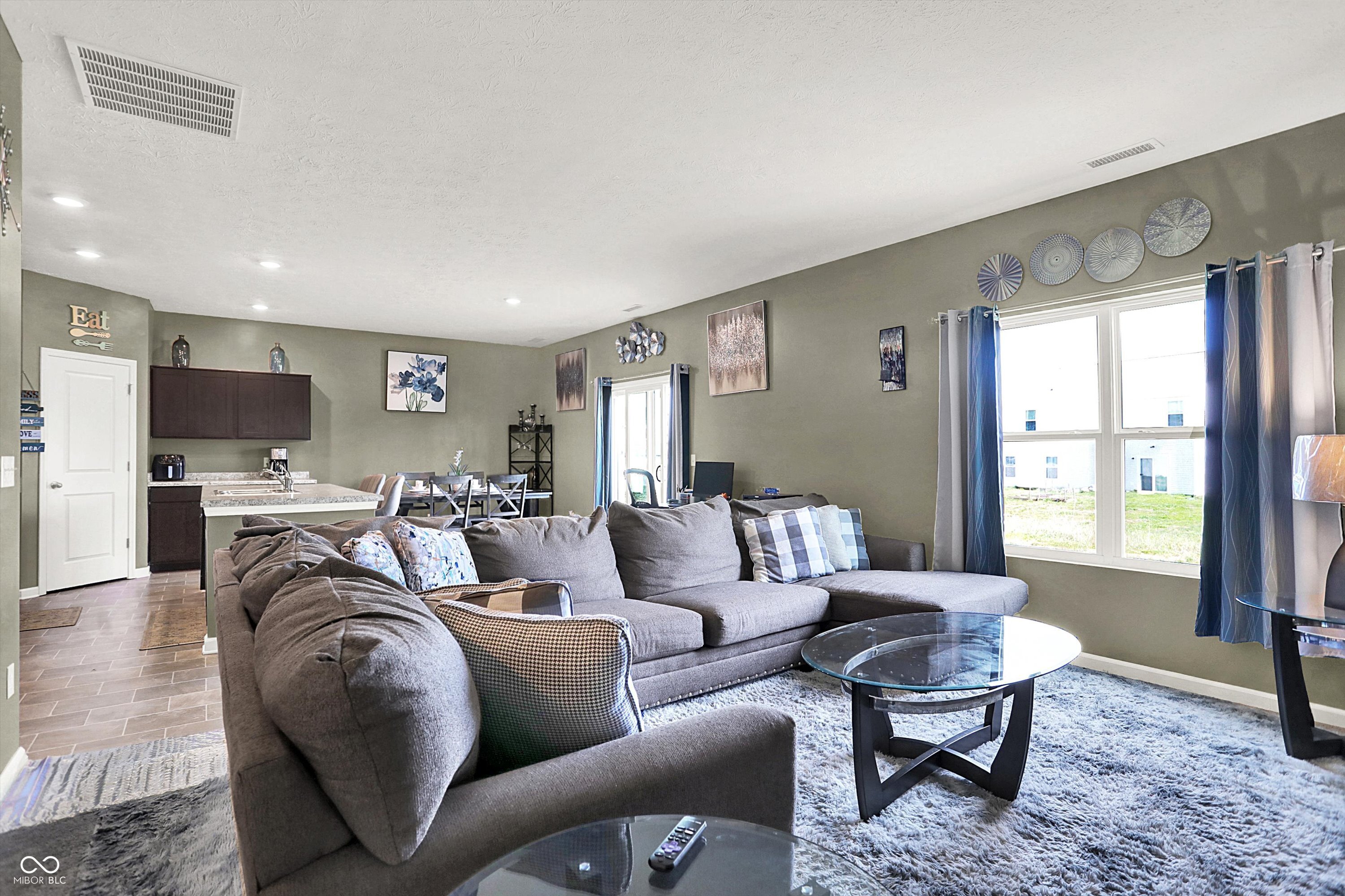 4061 Sedgewick Lane Columbus, IN 47201 - Photo 6 of 26